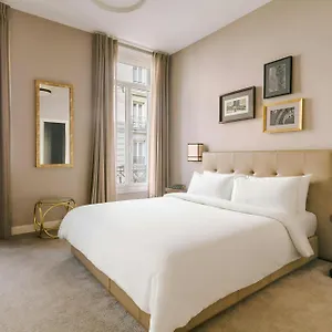 Hotel Le Frochot Pigalle, Sonder By Marriott Bonvoy, París